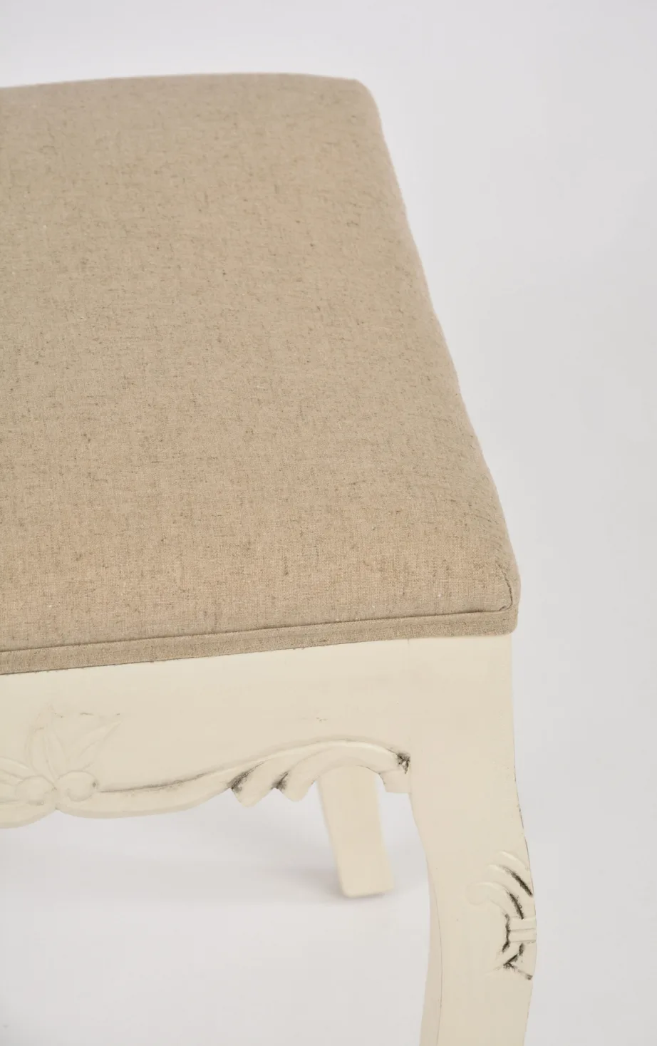 Beež polsterdatud taburet Rimini RI046, lehtpuu puidust – 10