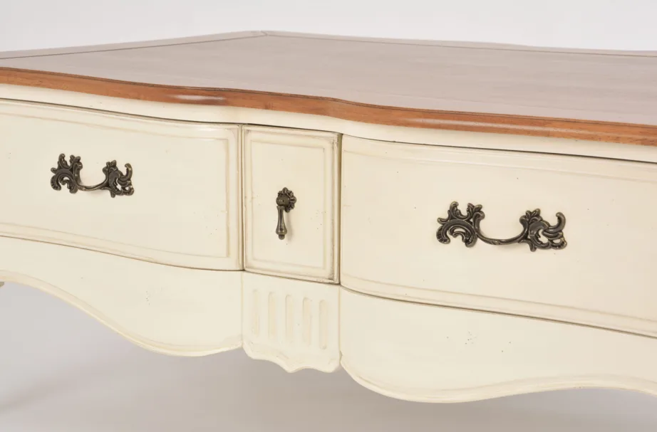 Elevandiluu värvi kohvilaud Verona VE809, kasepuust – 7