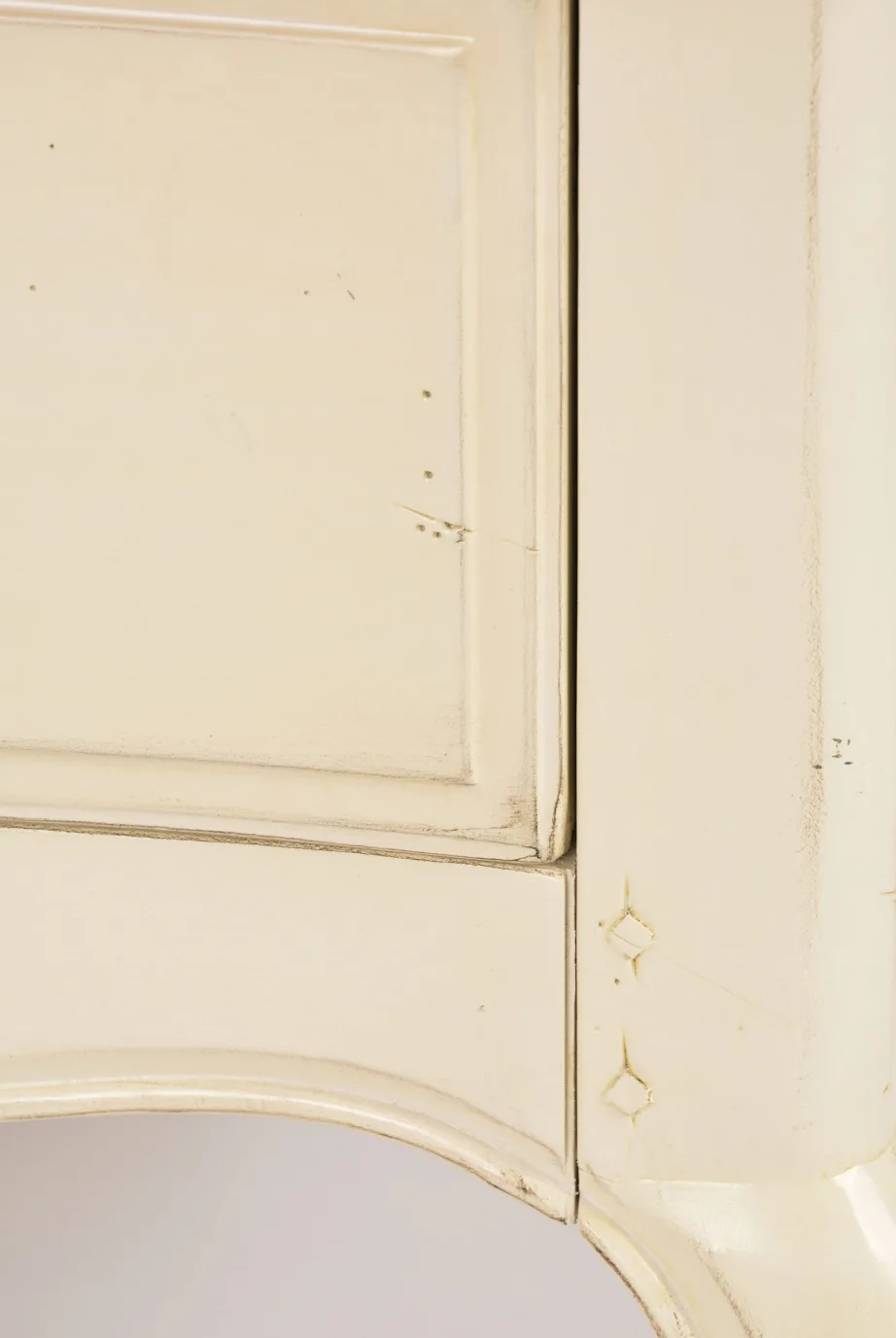 Elevandiluu värvi kohvilaud Verona VE809, kasepuust – 12