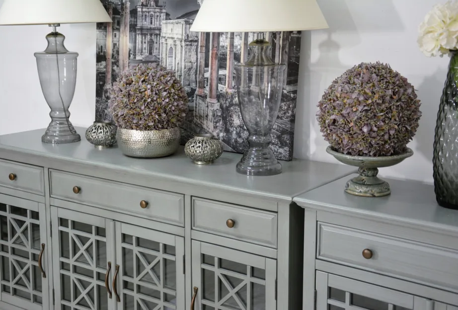 Hall kummut Avola AV375-32, akaatsiapuidust – 12