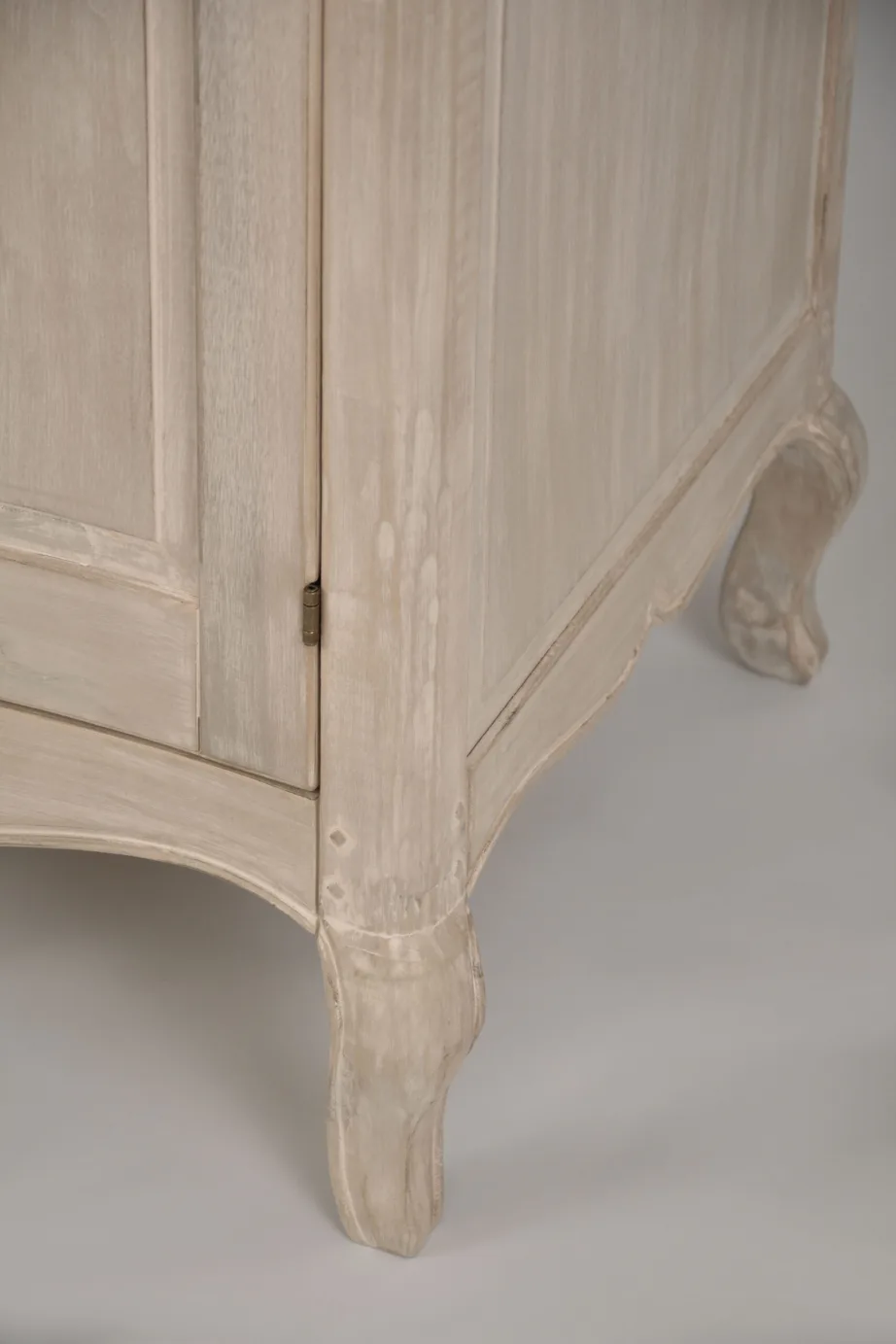 Helebeež riidekapp Venezia Bianco VEB886K, kasepuust – 9