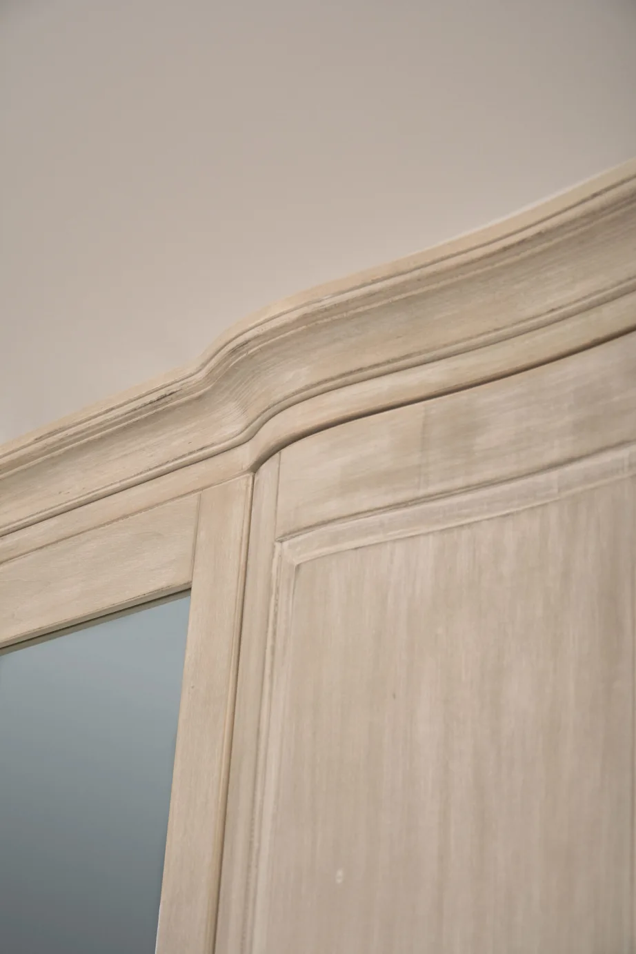 Helebeež riidekapp Venezia Bianco VEB886K, kasepuust – 11