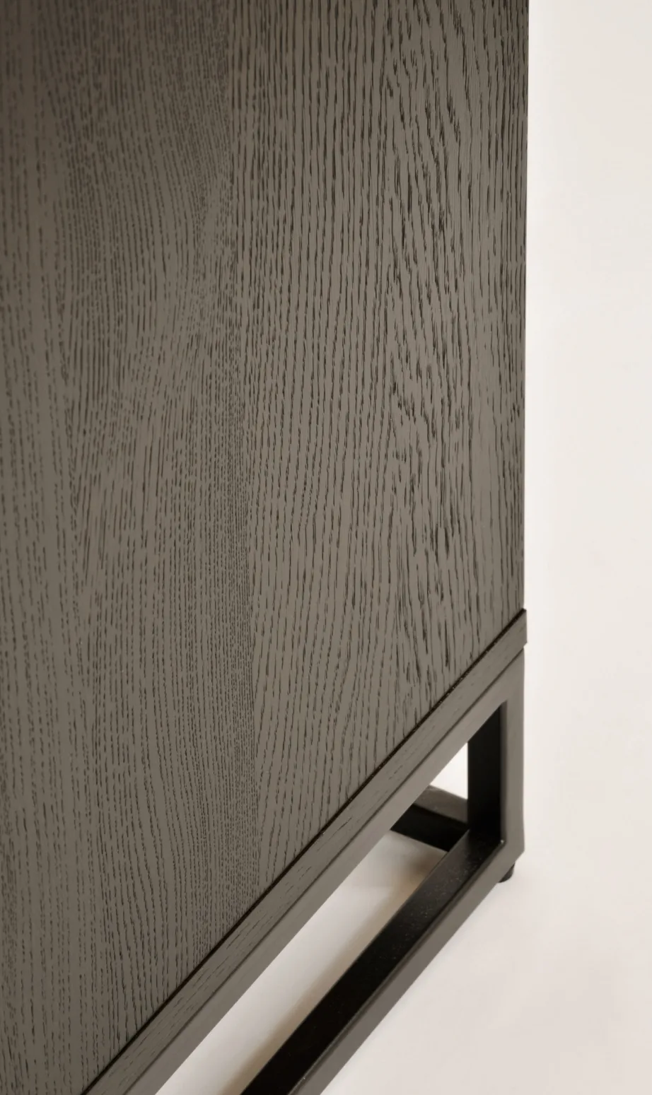 Must kummut Indus IN20-1, tammepuidust – 7