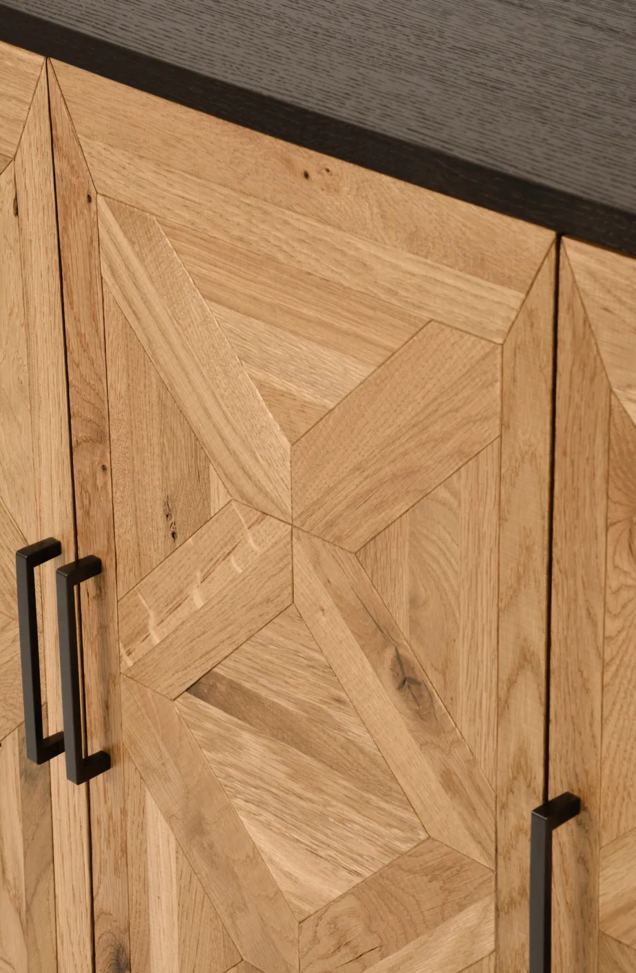 Must kummut Indus IN20-1, tammepuidust – 12