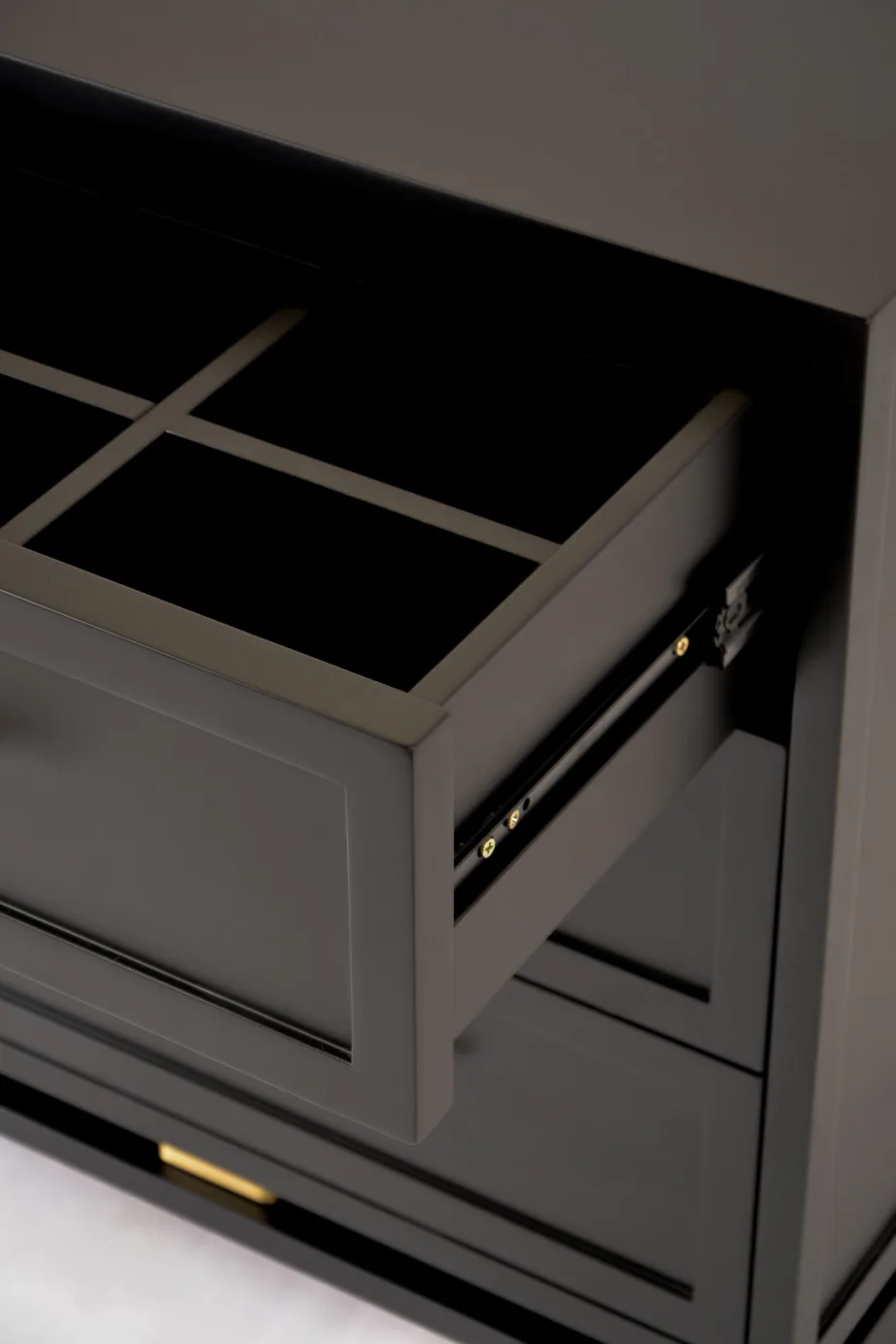 Must öökapp Hamilton HT013, kasepuidust – 9