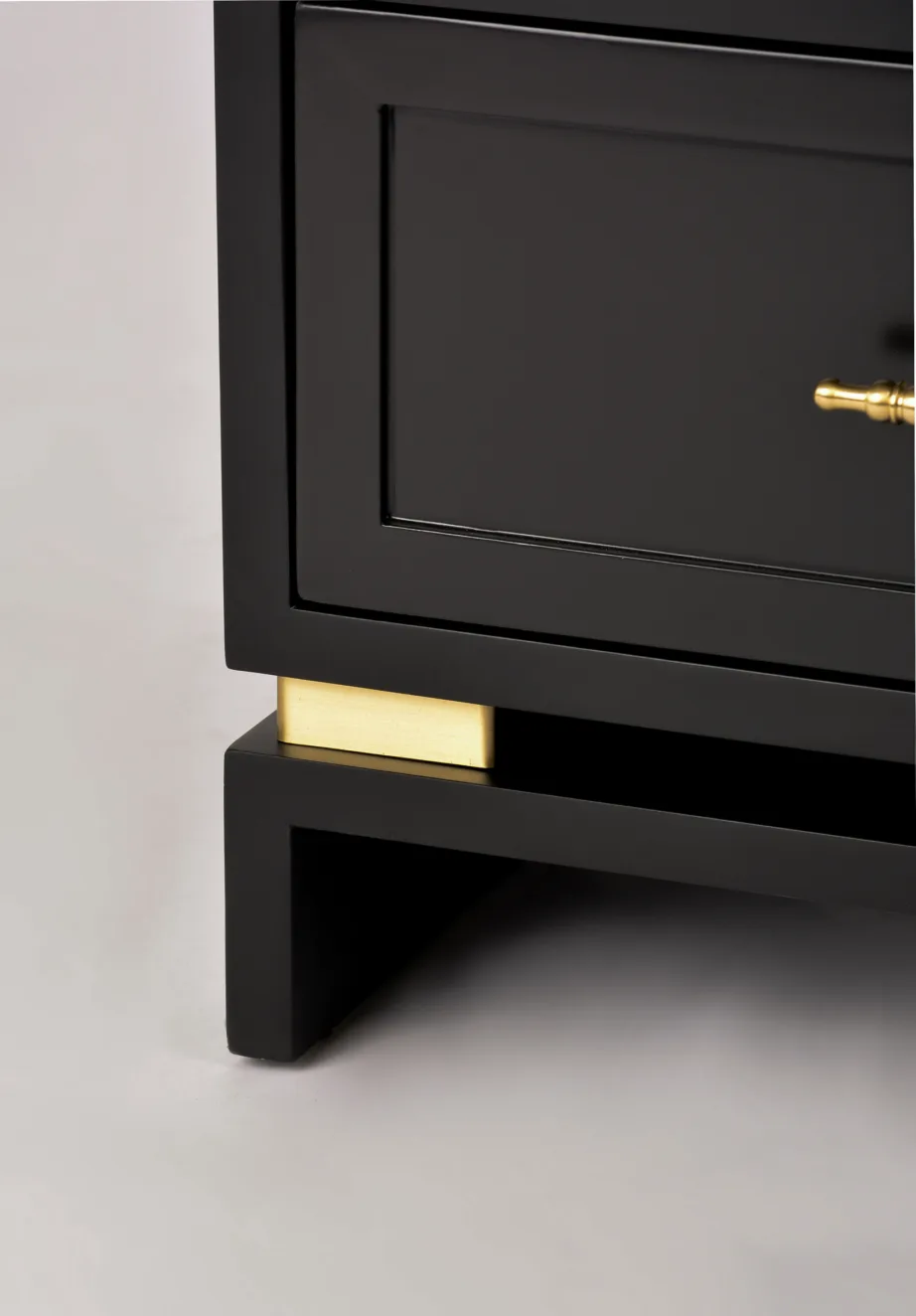 Must öökapp Hamilton HT013, kasepuidust – 14