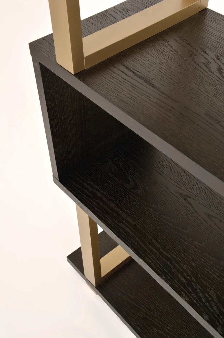 Must raamaturiiul Seville SEV27-4, tamme- ja pöögipuidust, MDF – 9