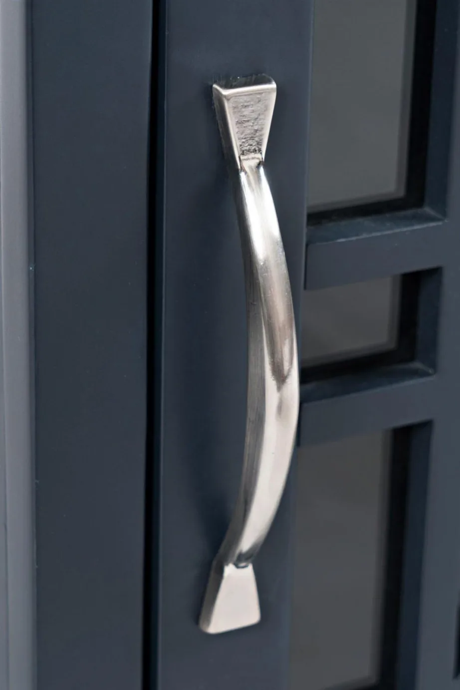 Tumesinine öökapp Avola AV775-22, akaatsiapuidust – 3