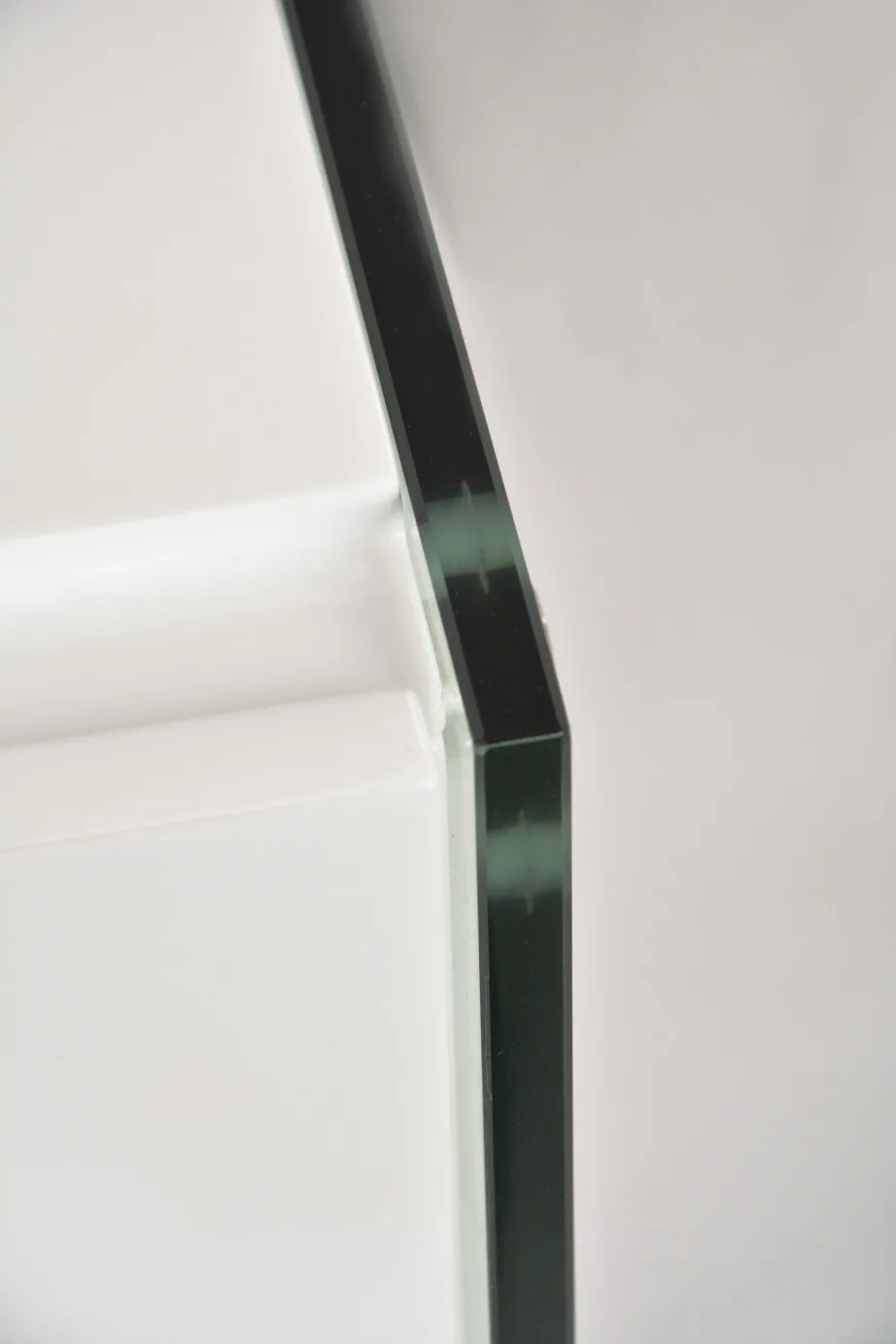 Valge kõrgläikega kummut Soho SH03, pulbervärvitud MDF – 11