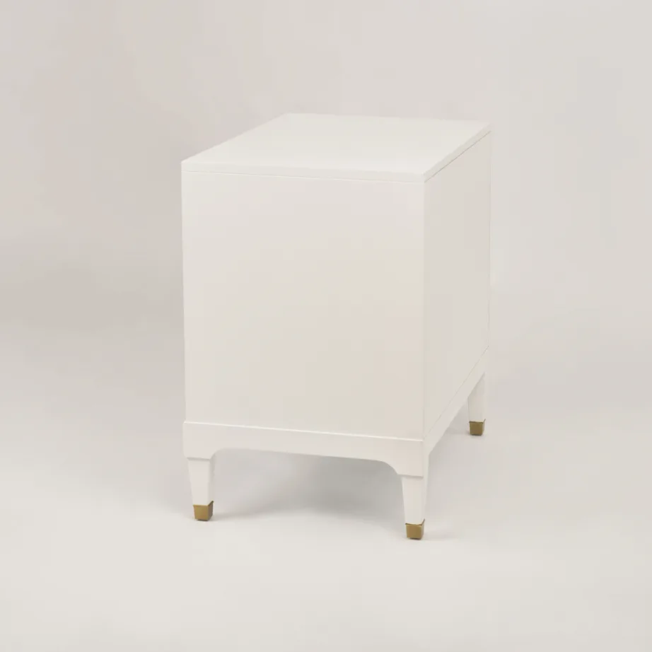 Valge öökapp Hamilton HT014, pekaanipuidust – 6