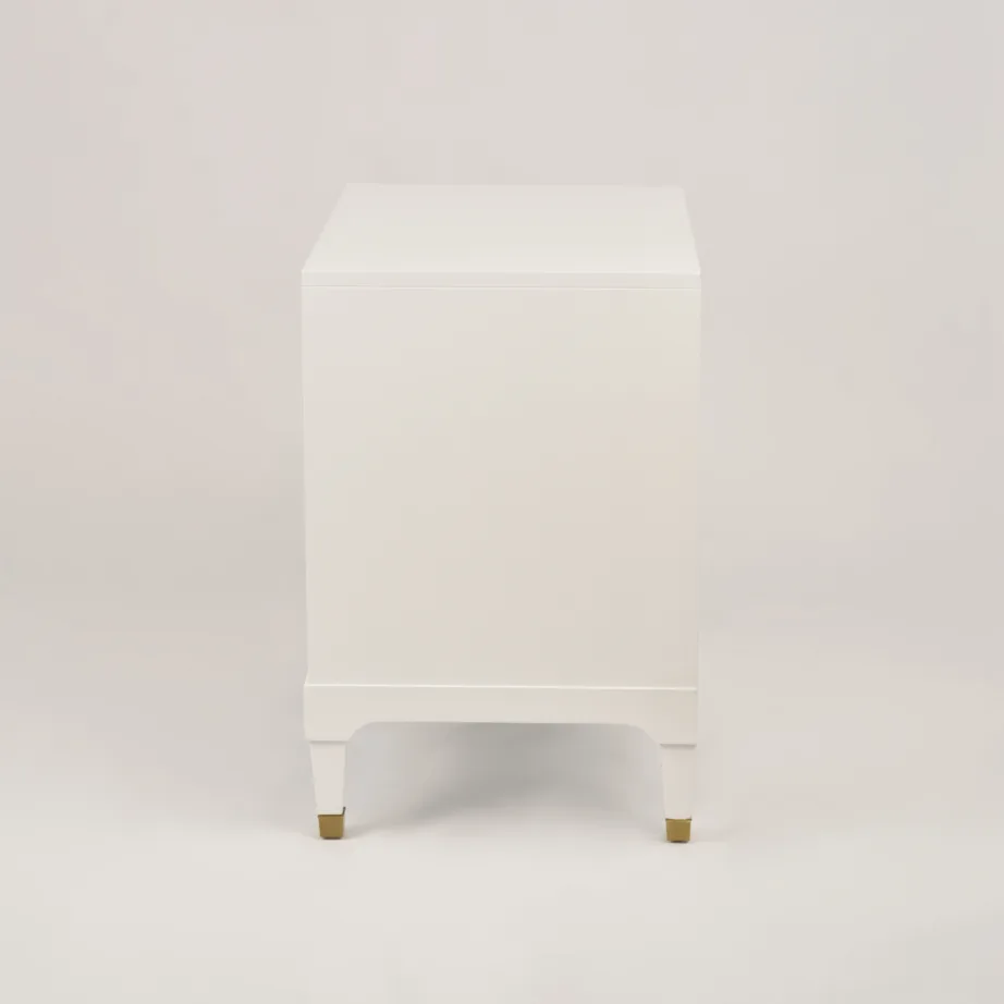 Valge öökapp Hamilton HT014, pekaanipuidust – 5