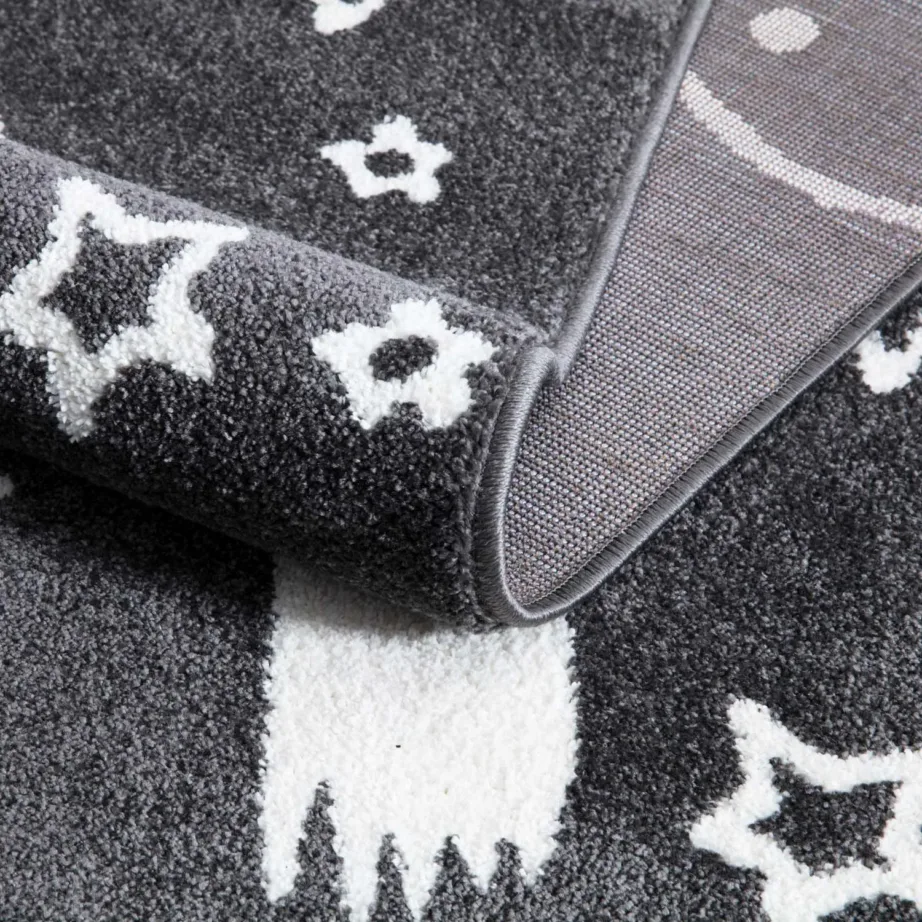 Kosmose teemaline ümmargune laste vaip – 4