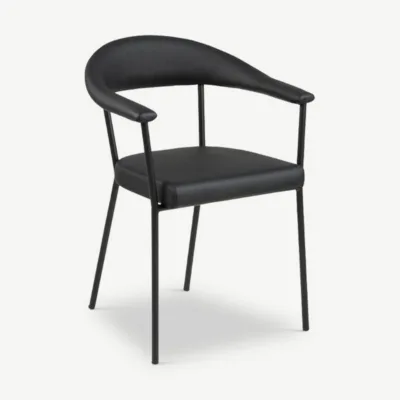 Must Parker söögitool kunstnahast istme ja metallist raamiga, modernse disainiga ja käetugedega.