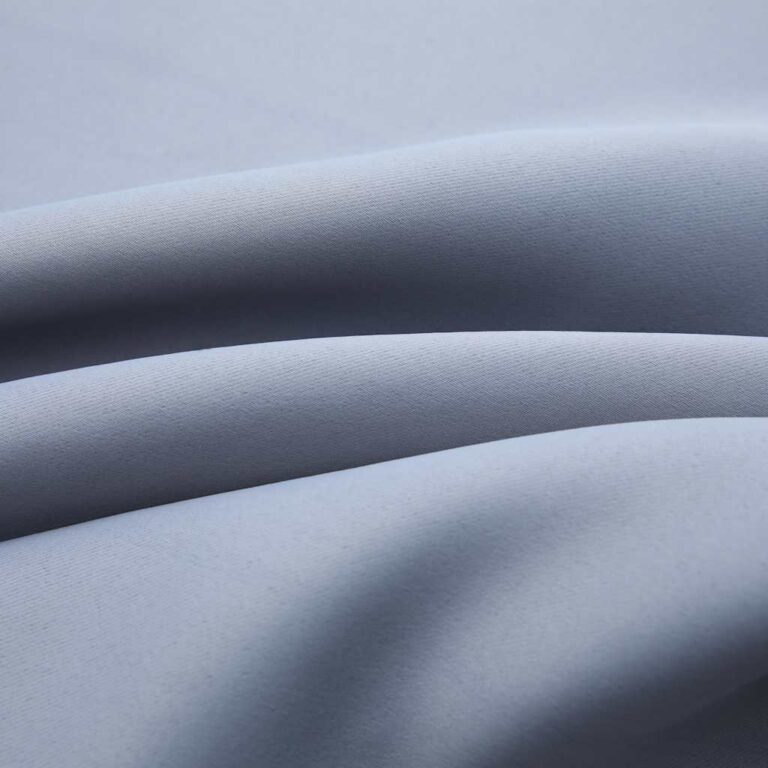 290 x 245 cm