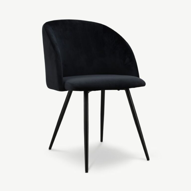 Musta sametiga kaetud Vesper söögitool mustade metalljalgadega, elegantse ja modernse disainiga.