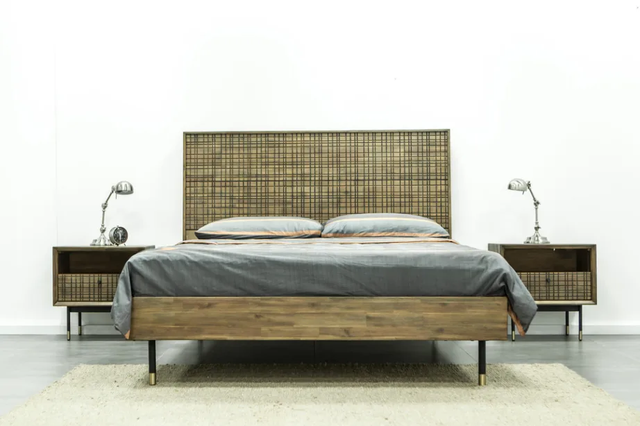 Helepruun voodiraam Maze MAZK01 180cm + 2 öökappi MAZB02, akaatsiapuidust – 6