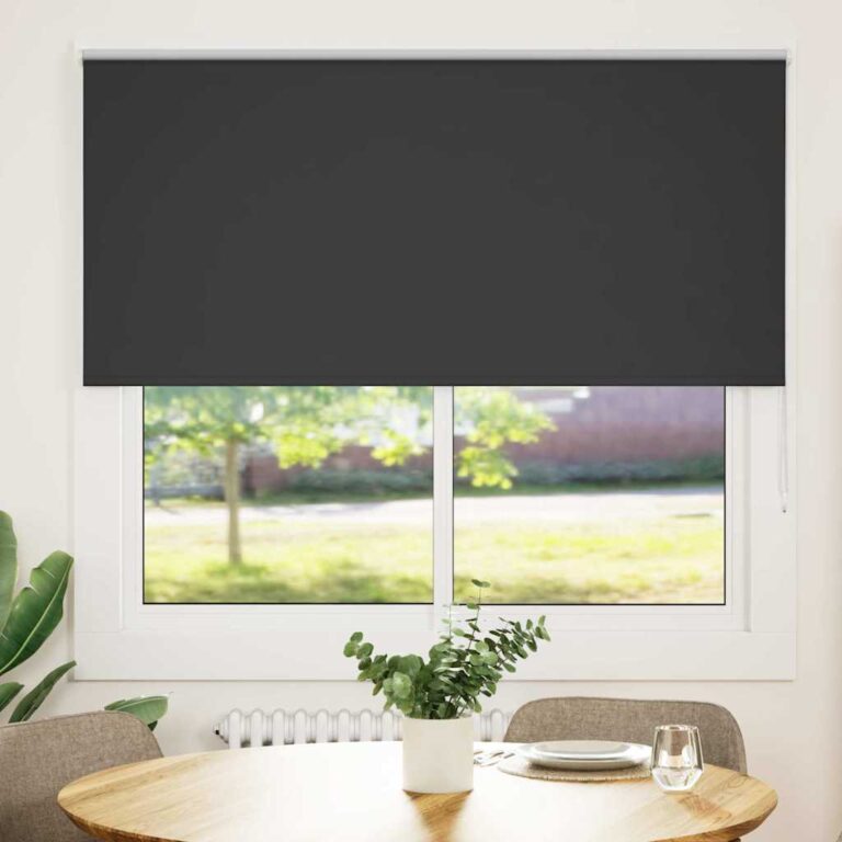 Pimendav ruloo must 145x130 cm kanga laius 141
