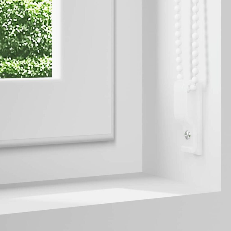 Pimendav ruloo valge 160x130 cm kanga laius 156