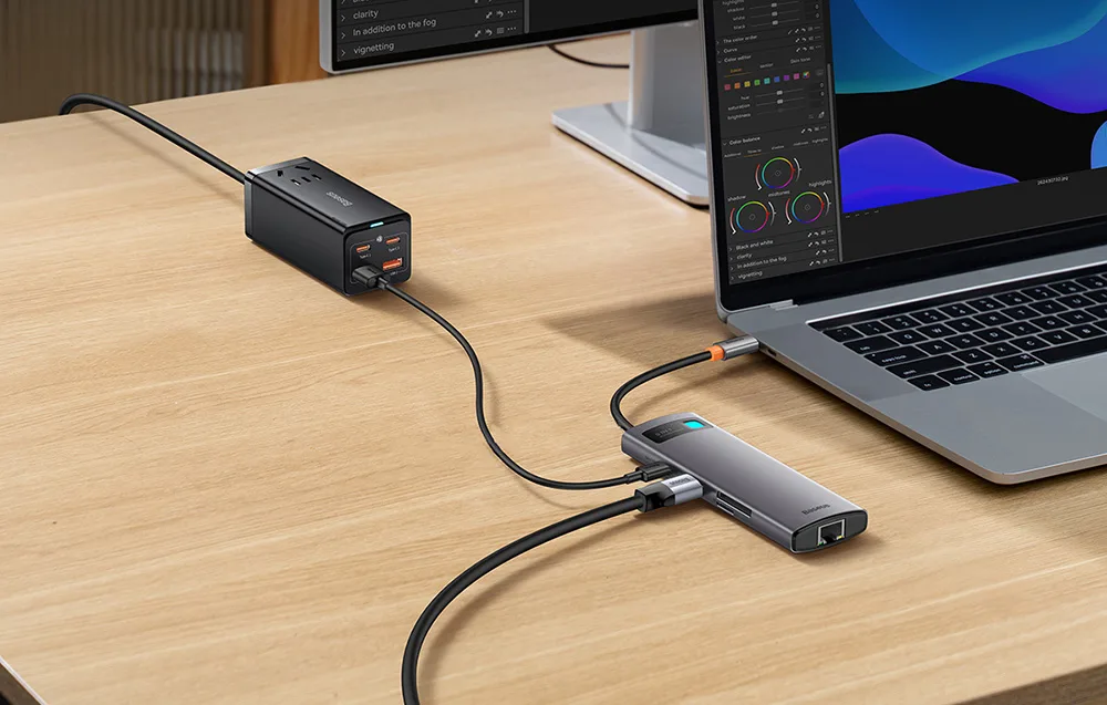 USB-C 8-in-1 Hub: stabiilne internetiühendus ja laadimine Baseus StarJoyga