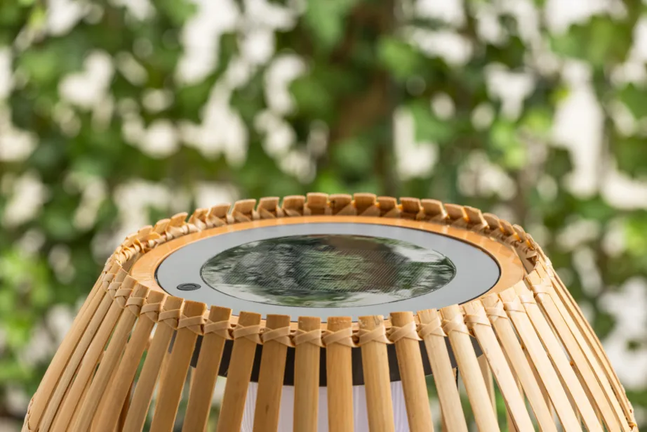 Bambusest aia põrandalamp Mabis, must/naturaalne, 7560-130 – 4