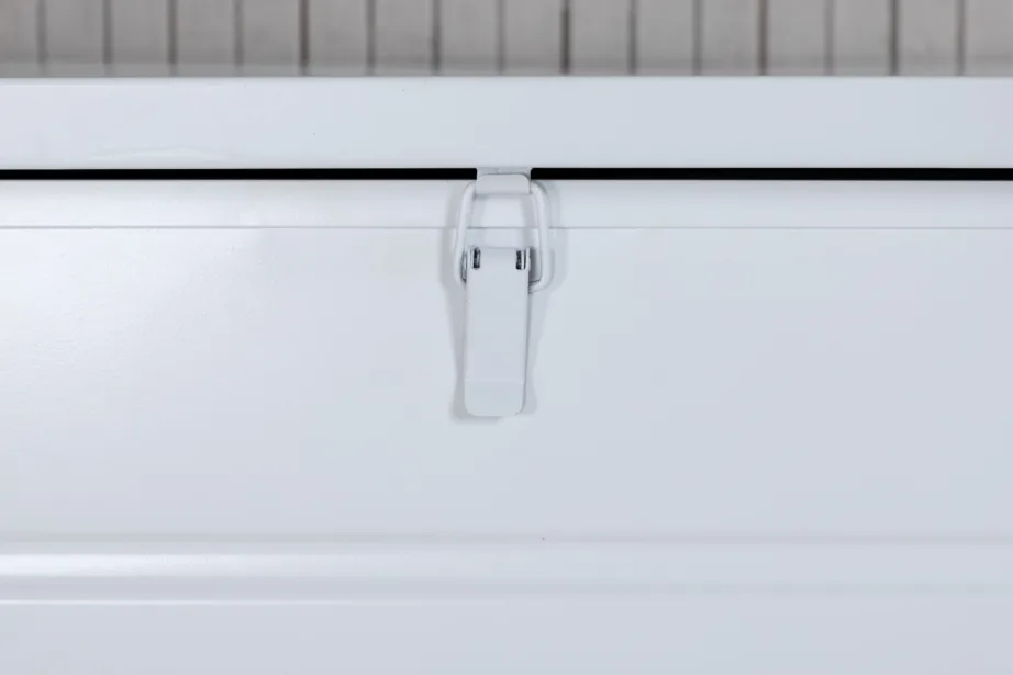 Hoiukast aiapatjadele Tiana, valge, 150x90x101, 1012-400 – 2