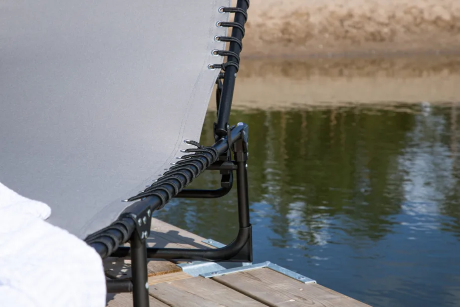 Metallist lamamistool Majken, must/hall, 60×190, 6175-002 – 2