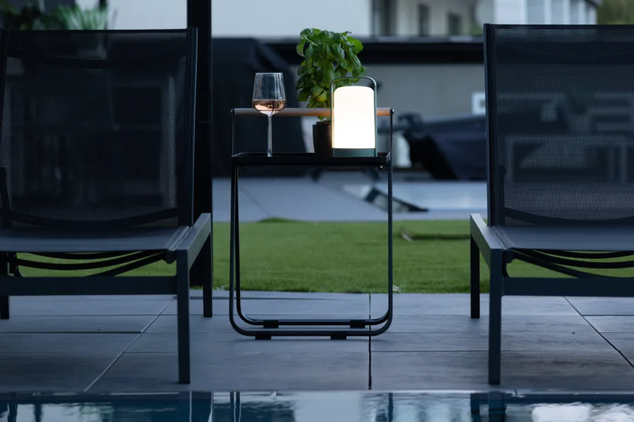 Plastikust laualamp õue Fern, roheline/valge, ø12×22, 7559-104