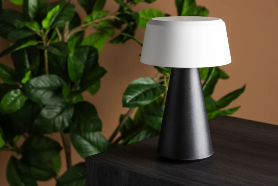 Plastikust laualamp õue Stratford, must/valge, ø15×23, 7545-110 – 3