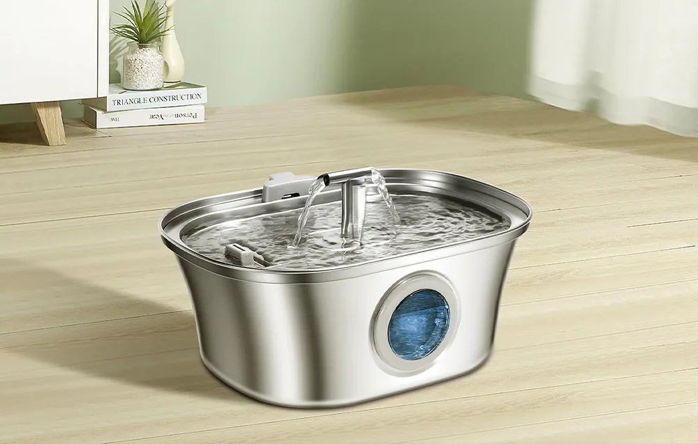 Veetaseme indikaatoriga joogikauss kassile ja koerale