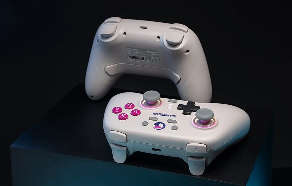 GameSir T4n ühendusvõimalused: Bluetooth, 2.4GHz, USB-C kaabel