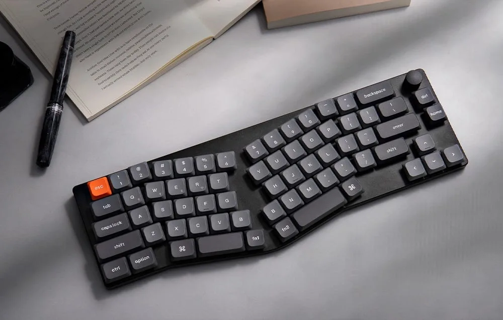 Ergonoomiline juhtmevaba klaviatuur Keychron K11 Max pealtvaates
