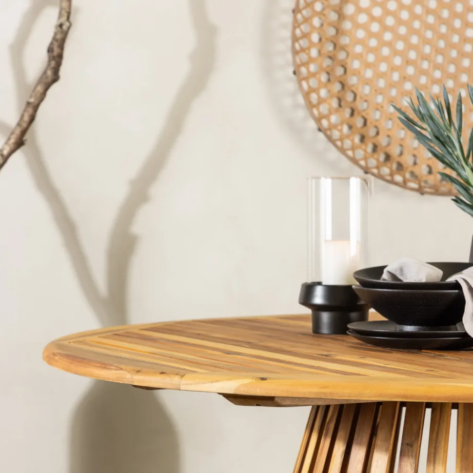 Akaatsiapuidust ümmargune aia söögilaud Tucumán, naturaalne, ø150, 7000-444 – 7