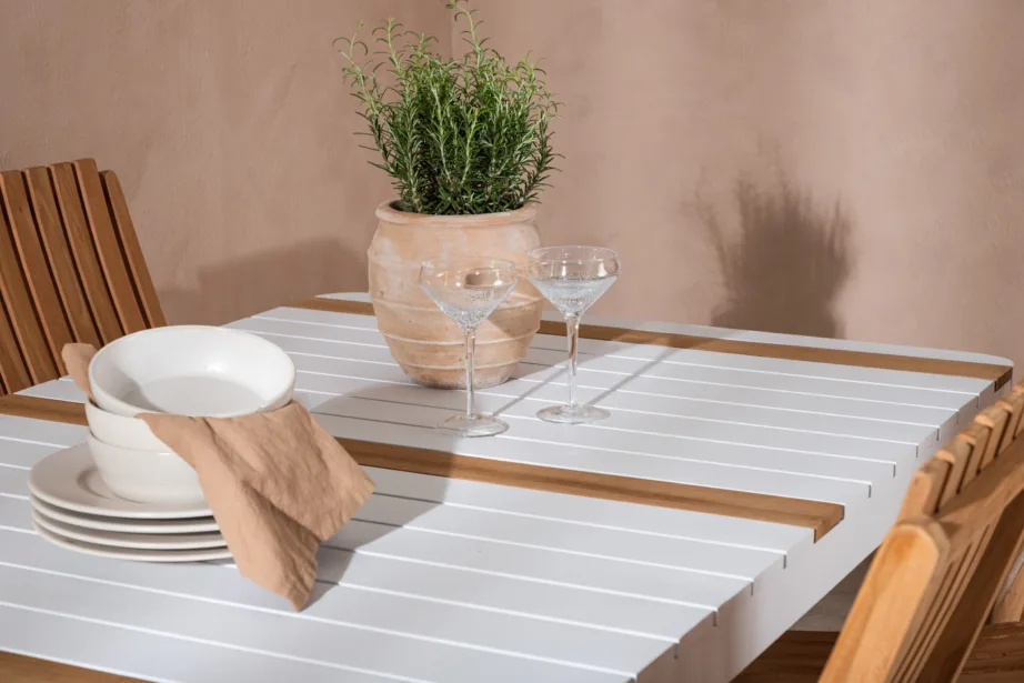 Alumiiniumist aia söögilaua komplekt Togo, GR22743 – 9