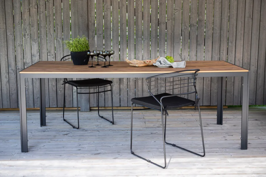Alumiiniumist kandiline aia söögilaud Break, must/naturaalne, 90x200x75, 6091-008 – 6