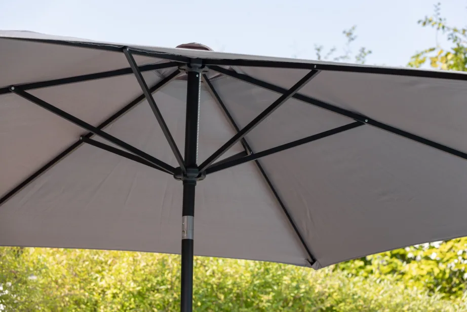 Alumiiniumist päikesevari Leeds, must/hall, 3m, 1133-111 – 11