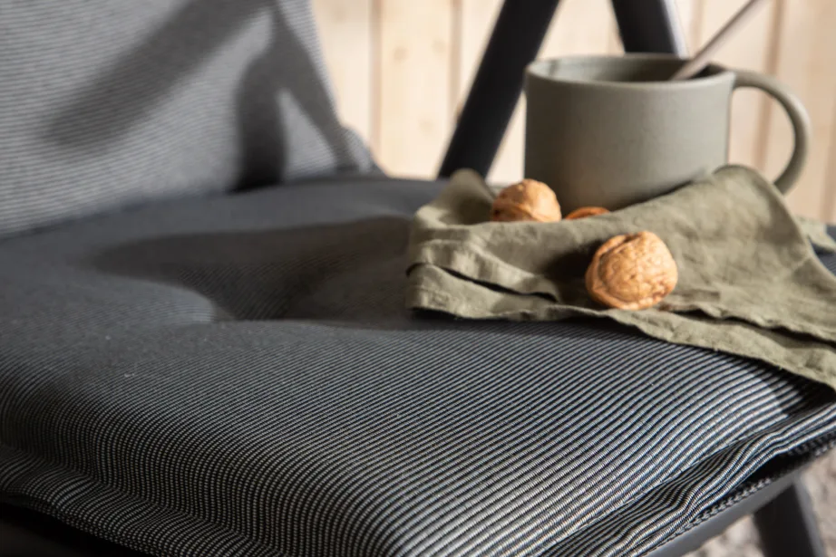 Istmepadjad ja pehmendused aiatoolidele, hall, 3101-301 – 8