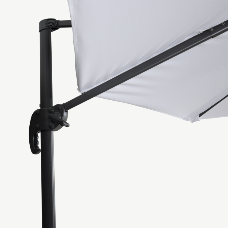 Päikesevari Leeds, must/valge, 3m, 7015-309L 7015-309L