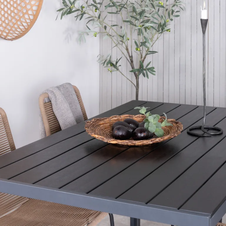Puitplastkomposiidist aia söögilaua komplekt Lindos, GR21838 GR21838