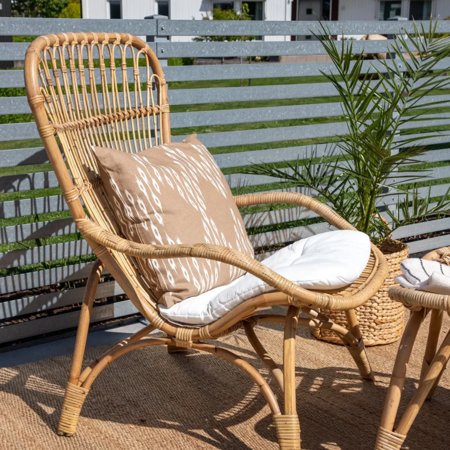 Rotangist aiatugitool Ella, koos jalatoega, naturaalne/valge, 1571-6011 – 7