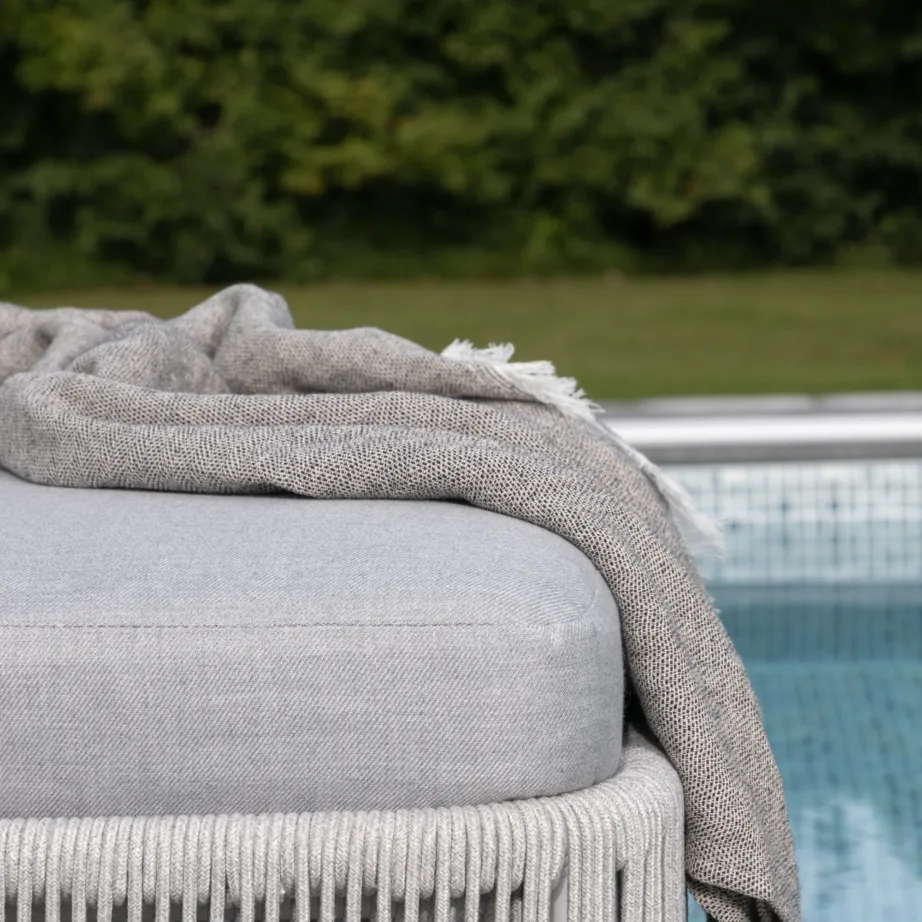 Köiest lamamistool Virya, hall/valge, 2083-400 – 6