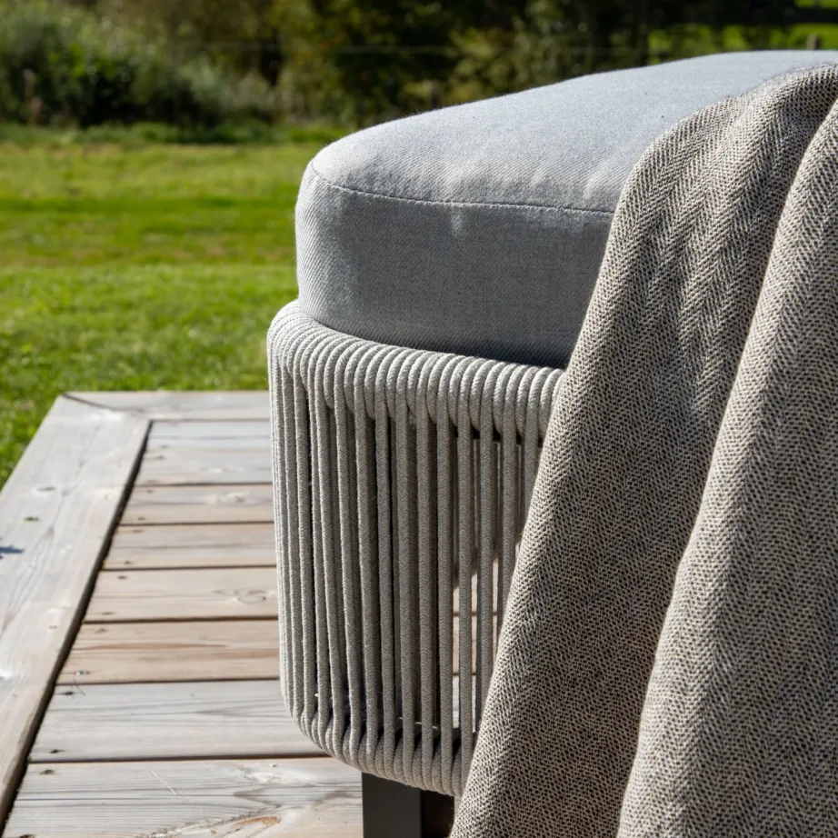 Rotangist lamamistool Virya, must/hall, 2083-408 – 8