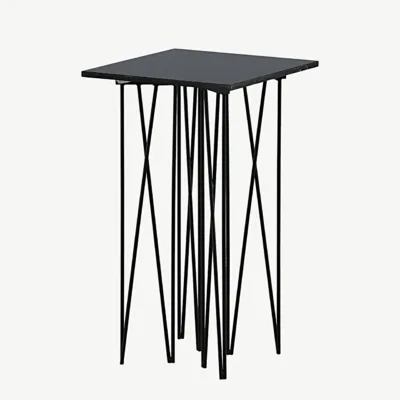 Mustast kiudtsemendist abilaud Stone sarjast, terasraam (40 × 40 cm) - 15007-588