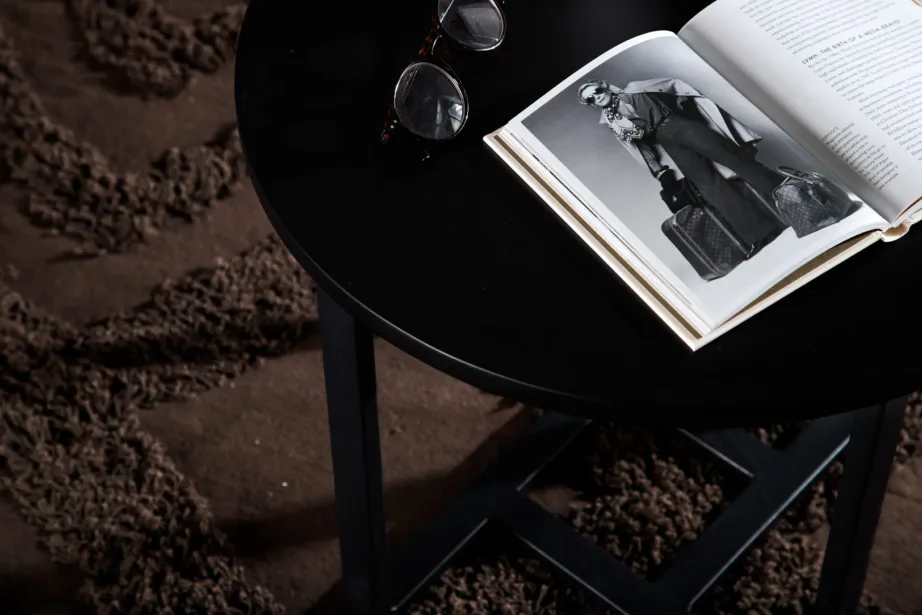 Ümmargune must diivanilaud Lawton (MDF, teras, Ø50 cm), 15009-021 – 10