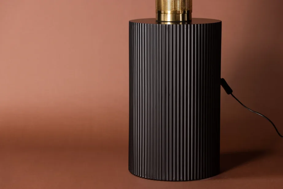 Must ribilise pinnaga abilaud Lenox, MDF, ø 31 cm, 15009-191 – 8