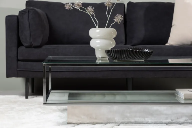 Klaasist ja terasest diivanilaud Maglehem hõbedase raamiga (130×60 cm) - 15015-331
