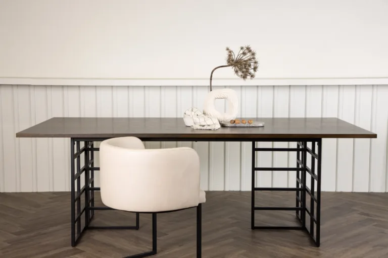 Ystad söögilaud moka tammevineeriga ja musta metallraamiga, 220 × 100 cm - 15017-880