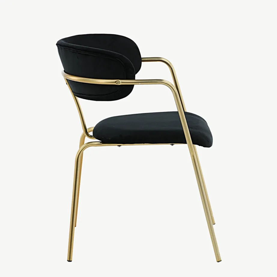 Mustast velvetist Arrow söögitool messingutoonis terasraamil, 15021-694 – 2