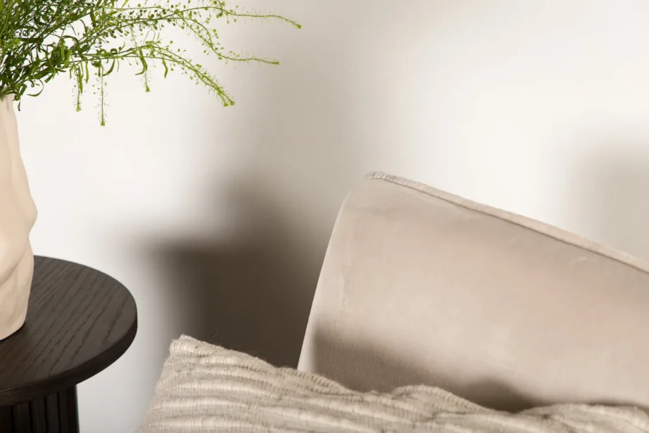 Beežist sametist lounge-tool musta metallraamiga X-lounge, 15029-441 – 10