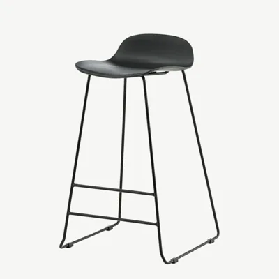 Must minimalistlik baaritool Wave (plastikust iste, terasraam, 75 cm) - 15349-888