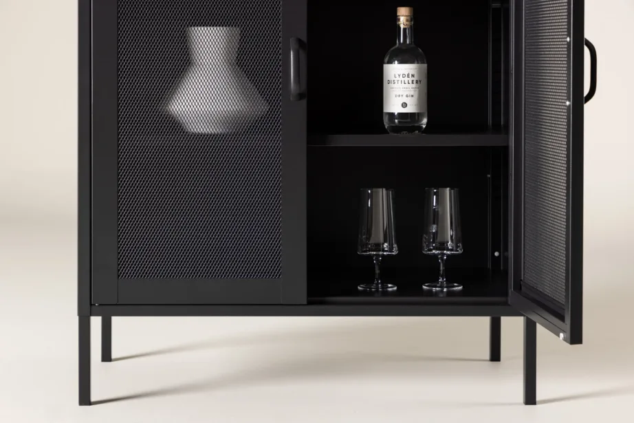 Madal must metallkapp võreustega Misha kollektsioonist, 15360-208 – 9